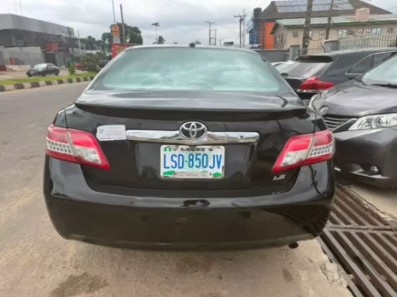 TOYOTA Camry   - 2011