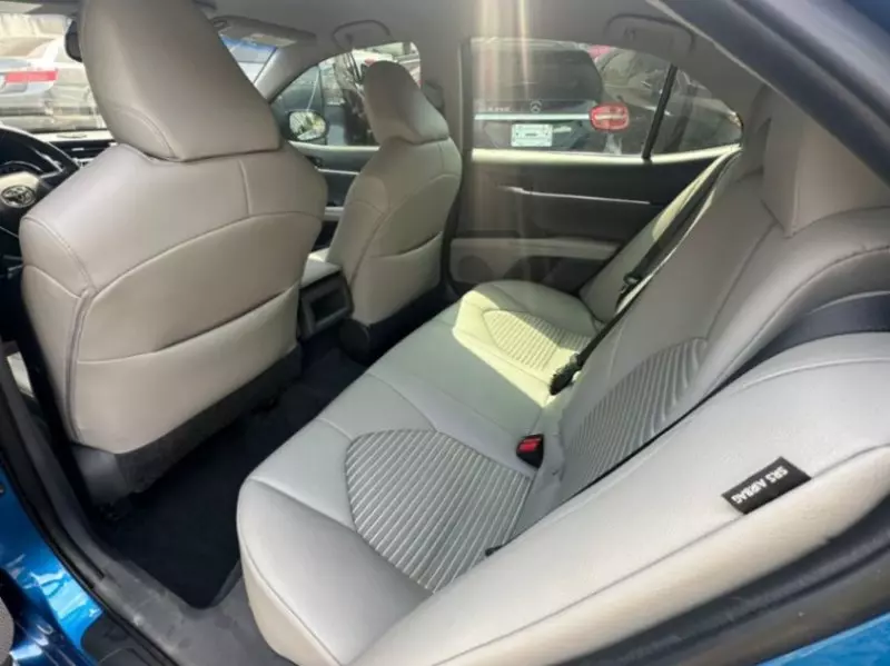 Toyota Camry   - 2018