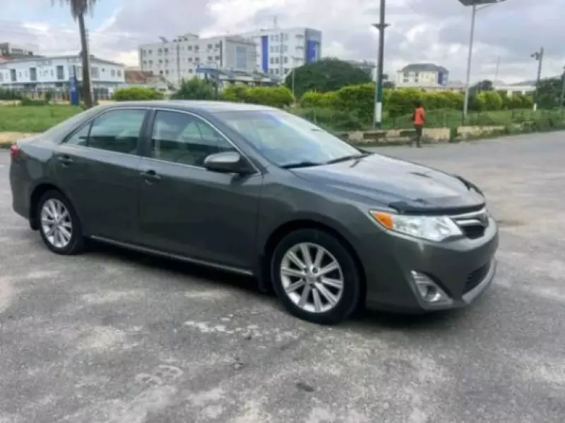TOYOTA camry   - 2012