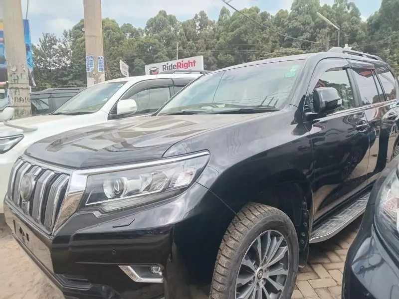 TOYOTA Landcruiser Prado   - 2019