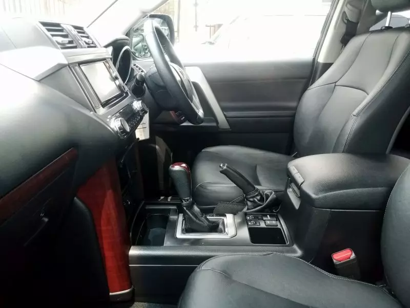Toyota Landcruiser Prado - 2016