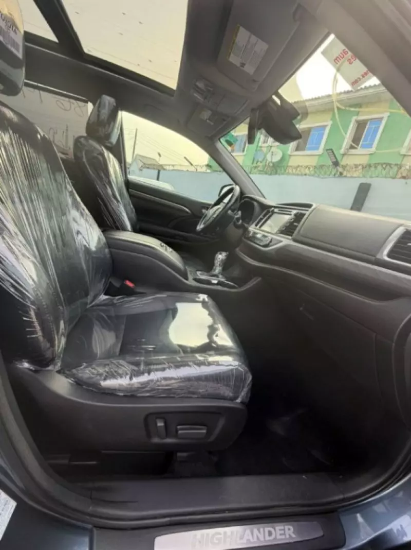 TOYOTA Highlander - 2018