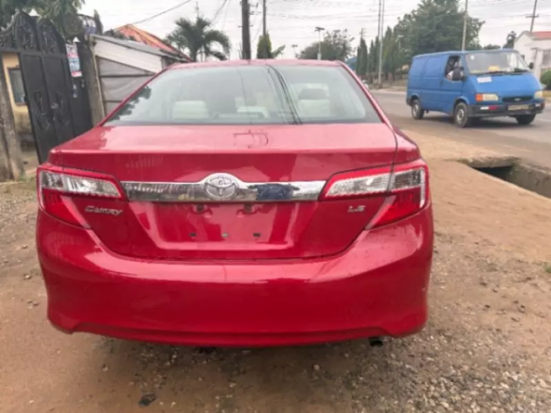 TOYOTA Camry   - 2014