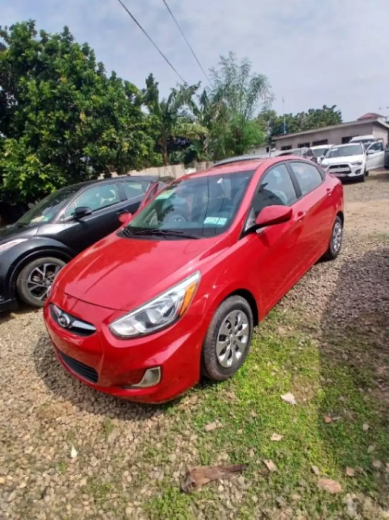 Hyundai Accent   - 2016