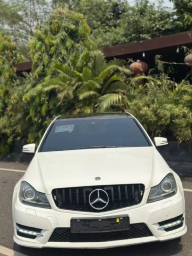 Mercedes-Benz C250   - 2014