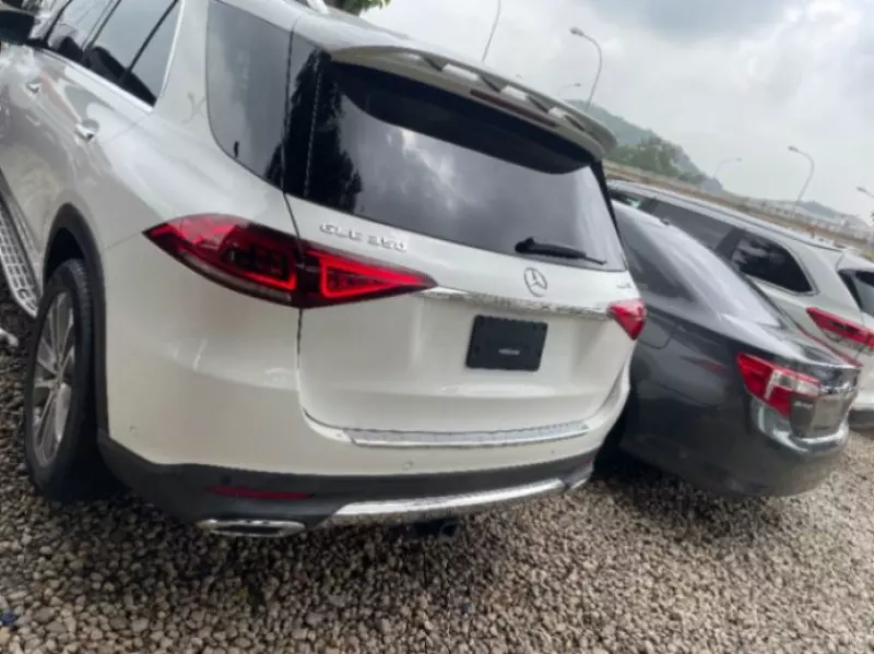 Mercedes-Benz GLE-Class   - 2021