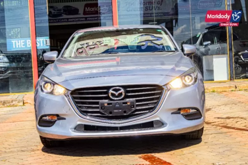 Mazda Axela    - 2018