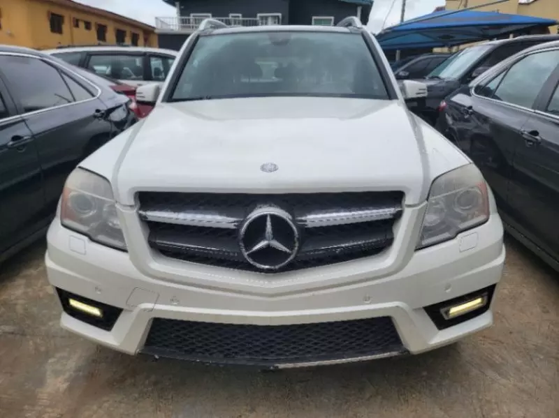 Mercedes-Benz GLK 350   - 2012