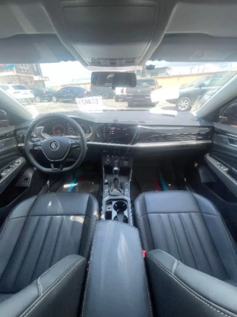 VOLKSWAGEN polo sedadan trend  ba ess   - 2022