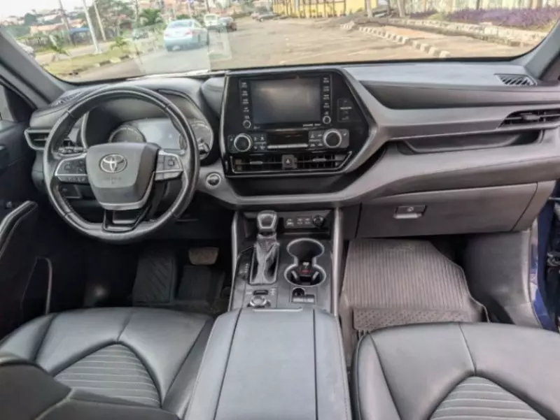 TOYOTA Highlander   - 2022