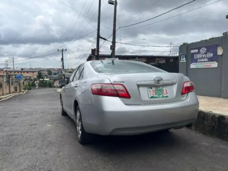 TOYOTA Camry   - 2009
