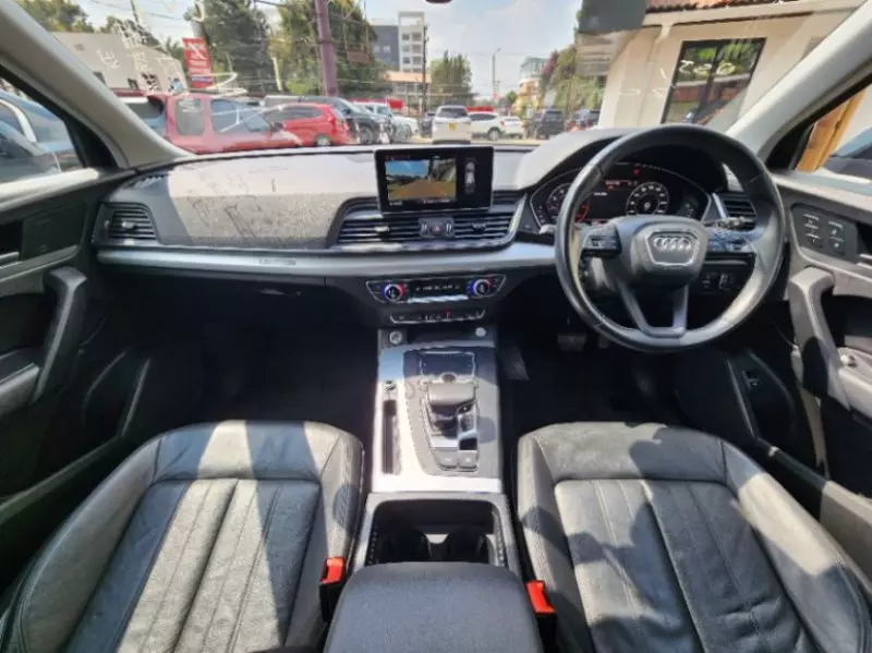 Audi Q5   - 2018