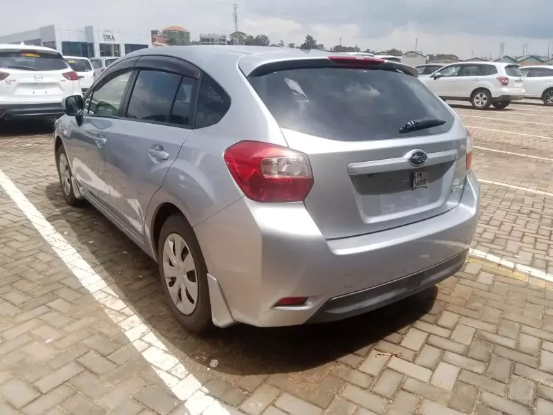 Subaru Impreza   - 2014