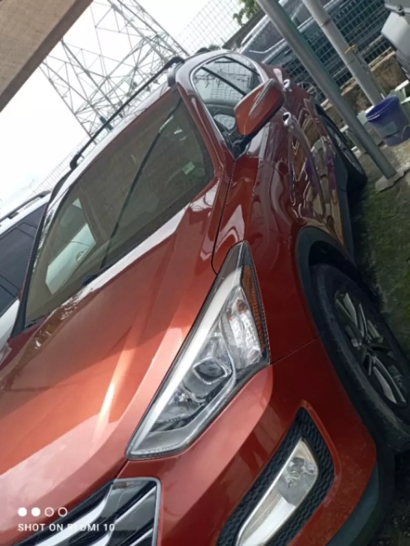Hyundai Santa Fe Sport   - 2015