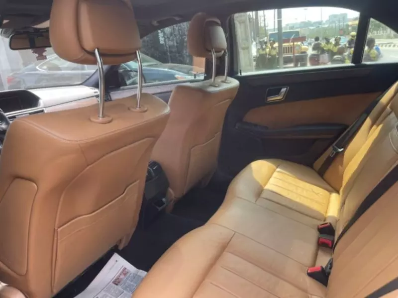 Mercedes-Benz E350   - 2013