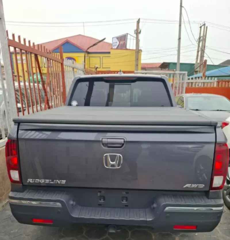 Honda Ridgeline   - 2019