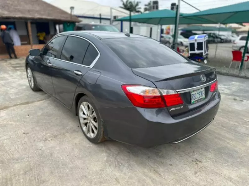 Honda Accord   - 2013