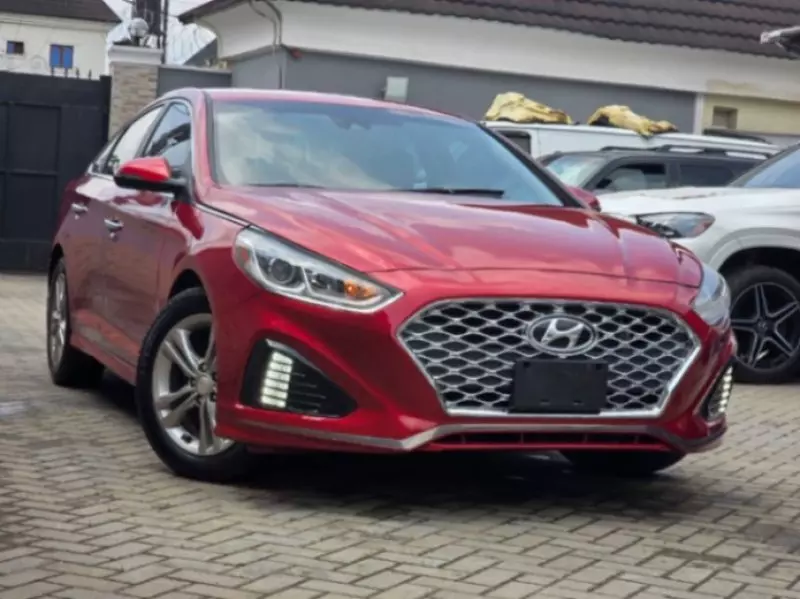 Hyundai Sonata   - 2019