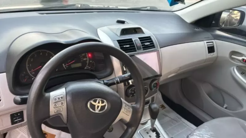 Toyota Corolla   - 2011
