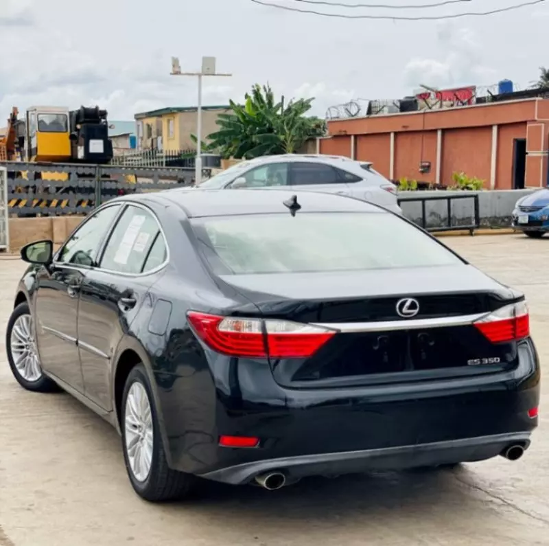 Lexus ES 350   - 2013