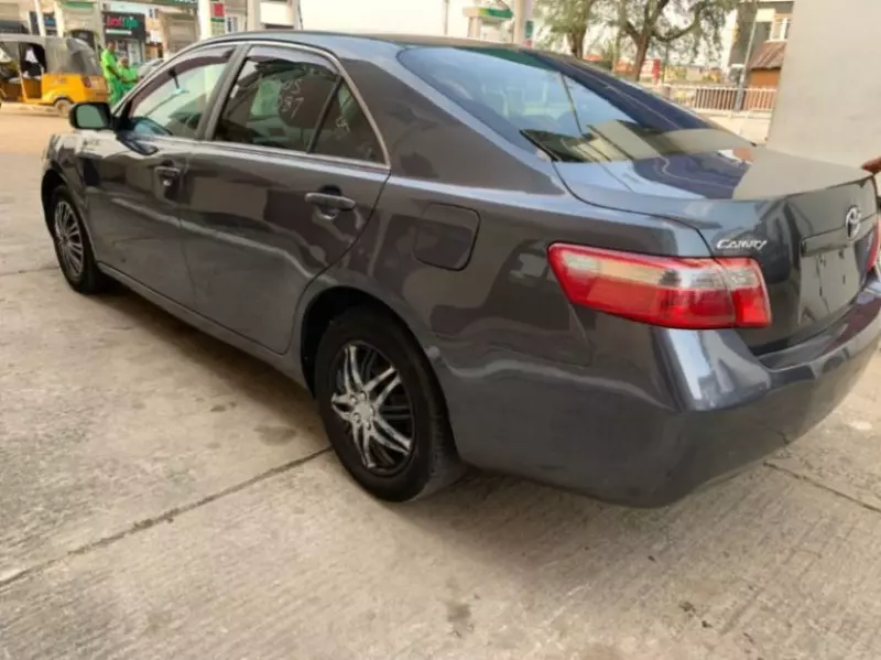 Toyota Camry   - 2007