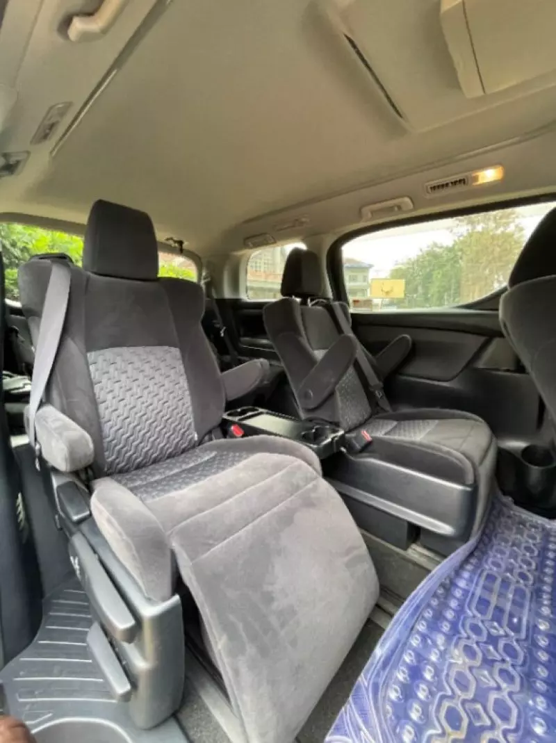 TOYOTA Alphard   - 2017