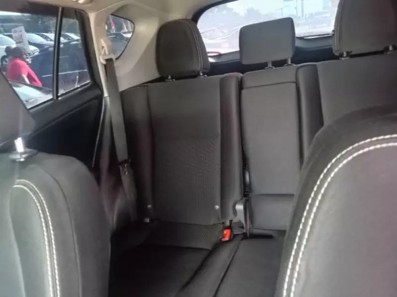 TOYOTA RAV 4 - 2015
