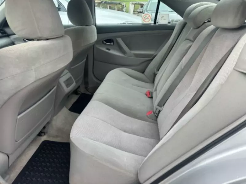 Toyota Camry   - 2011