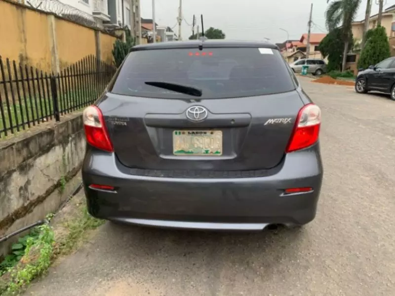 Toyota Corolla Matrix   - 2009