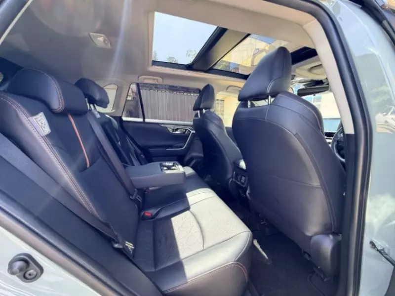 Toyota RAV 4   - 2020
