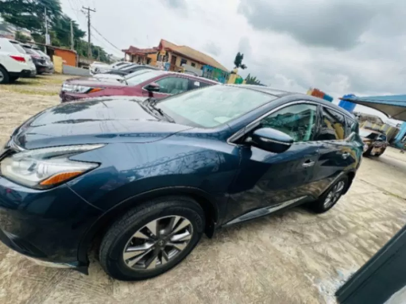 Nissan Murano   - 2015