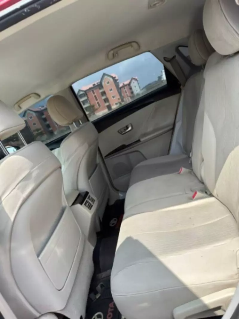 Toyota Venza   - 2013