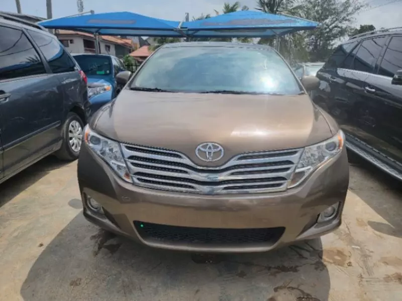 Toyota Venza   - 2010
