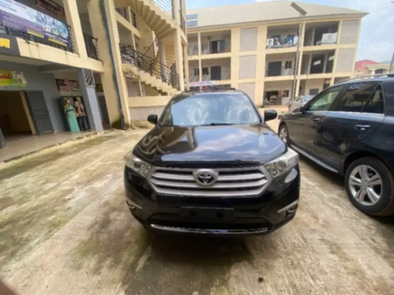 TOYOTA Highlander   - 2013