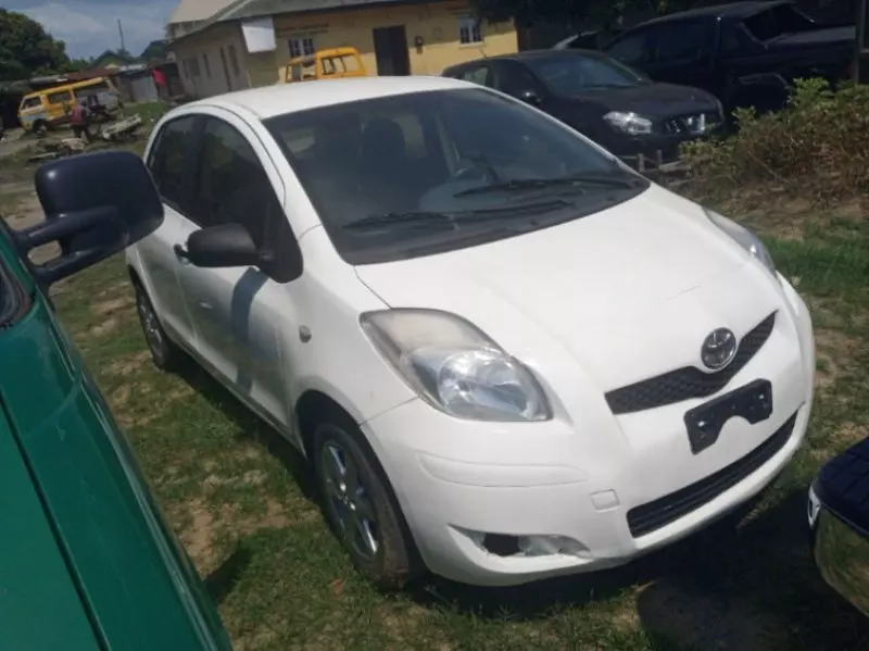 Toyota Yaris   - 2008