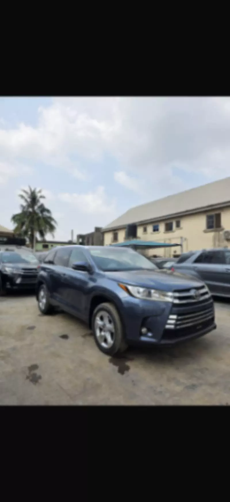 Toyota Highlander   - 2015