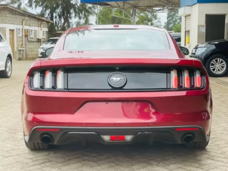 Ford Mustang - 2016