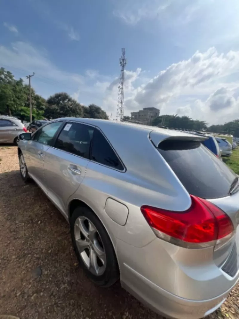 TOYOTA Venza   - 2009