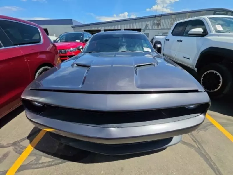 Dodge Challenger   - 2016