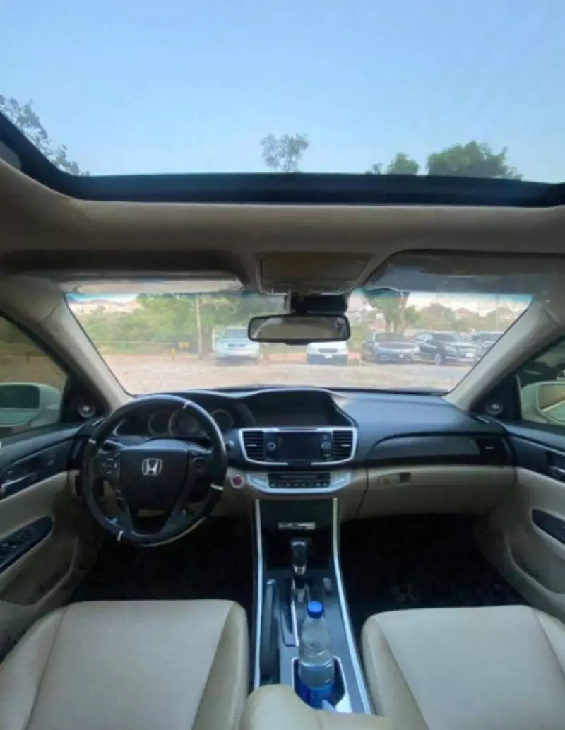 Honda Accord   - 2013