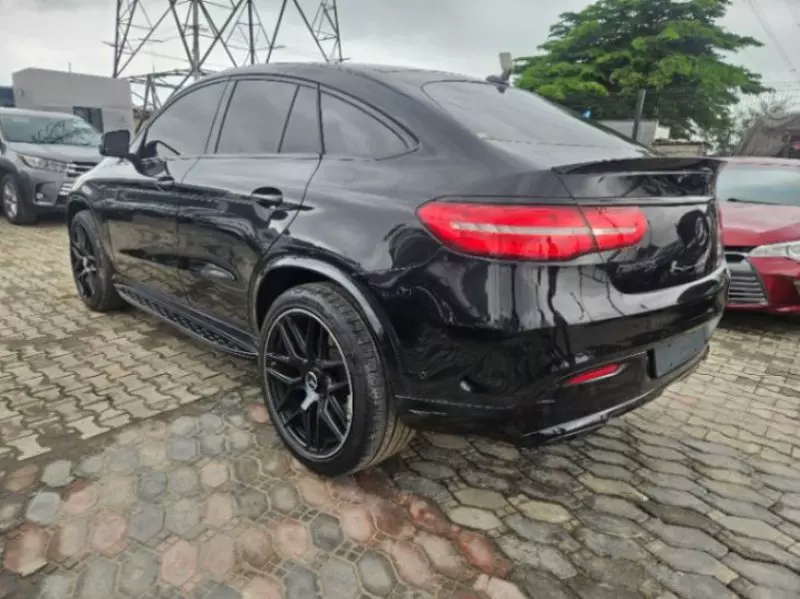 Mercedes-Benz GLE 43 AMG   - 2016