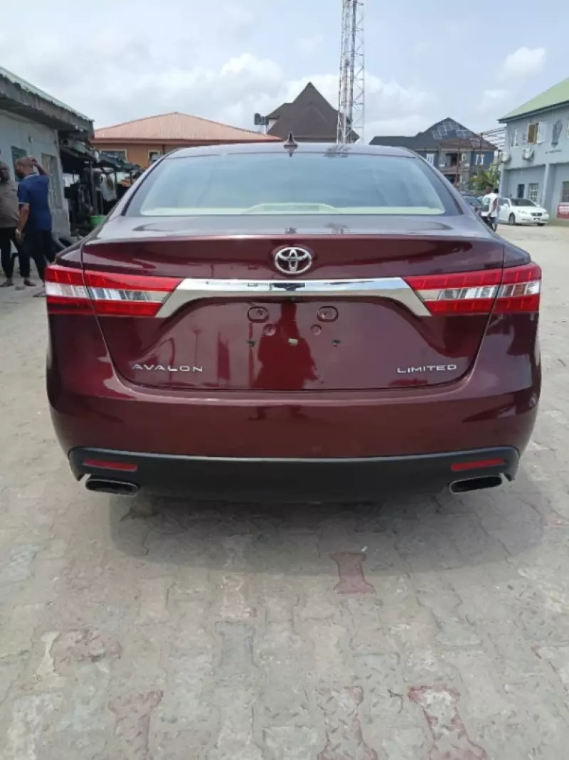 TOYOTA Avalon   - 2014