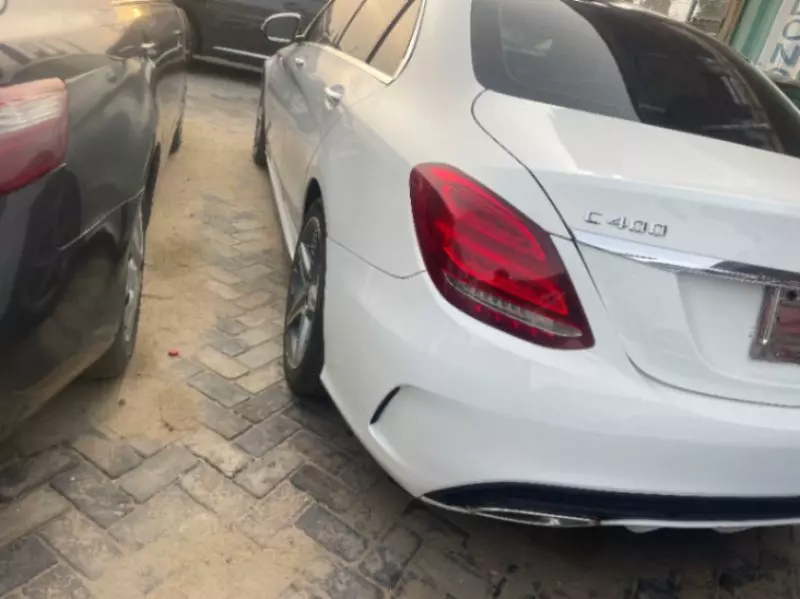 Mercedes-Benz C-Class - 2015