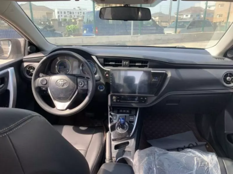 Toyota Corolla Hybrid    - 2019
