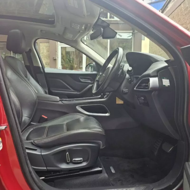 Jaguar F-Pace   - 2019