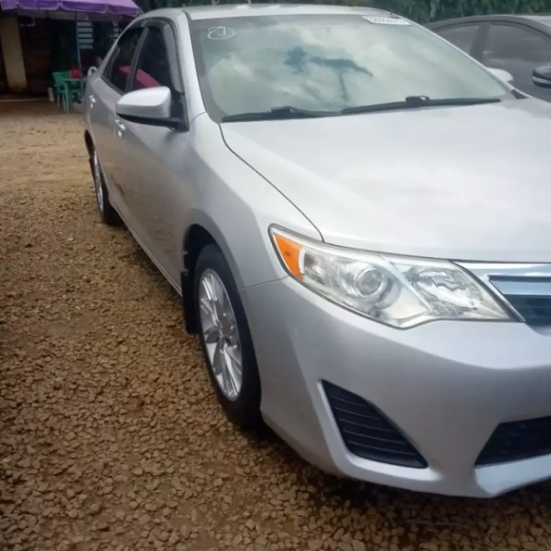 TOYOTA Camry   - 2012