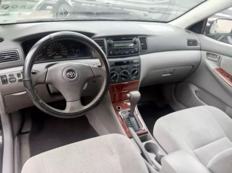 Toyota Corolla   - 2007