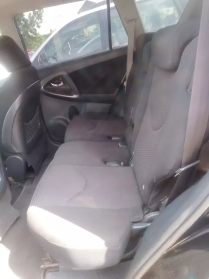 TOYOTA RAV 4   - 2010