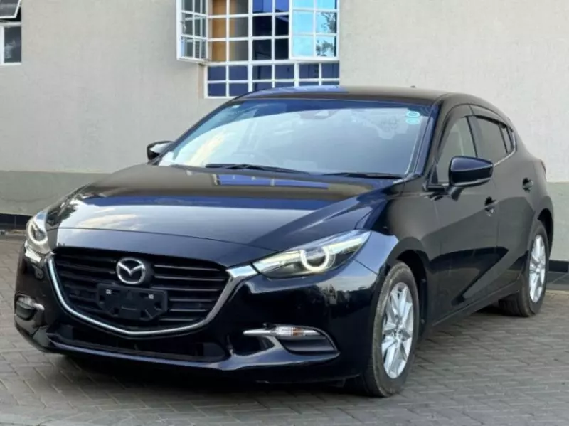 Mazda Axela    - 2018