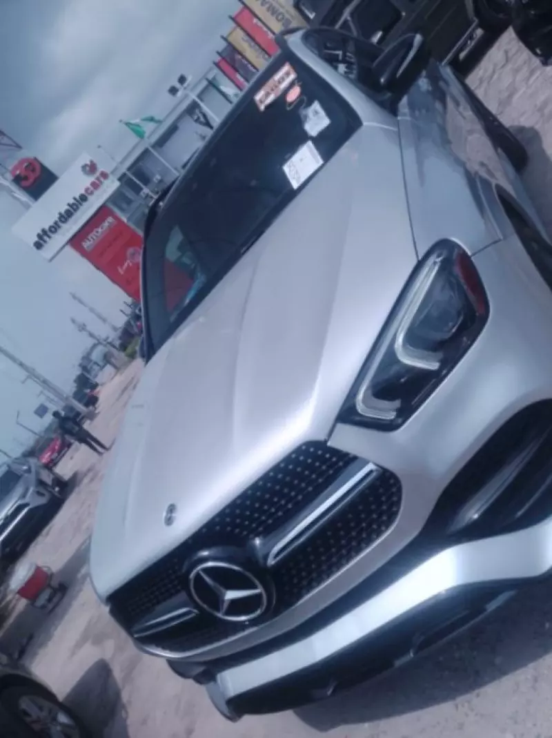 Mercedes-Benz GLE-Class   - 2020